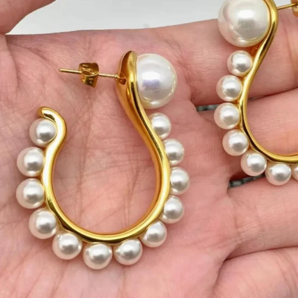 Pearl Question Mark Earrings 18K Gold Plated 
Jewelry Stainless Steel - Picture 3 of 12